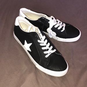 Black star sneakers
